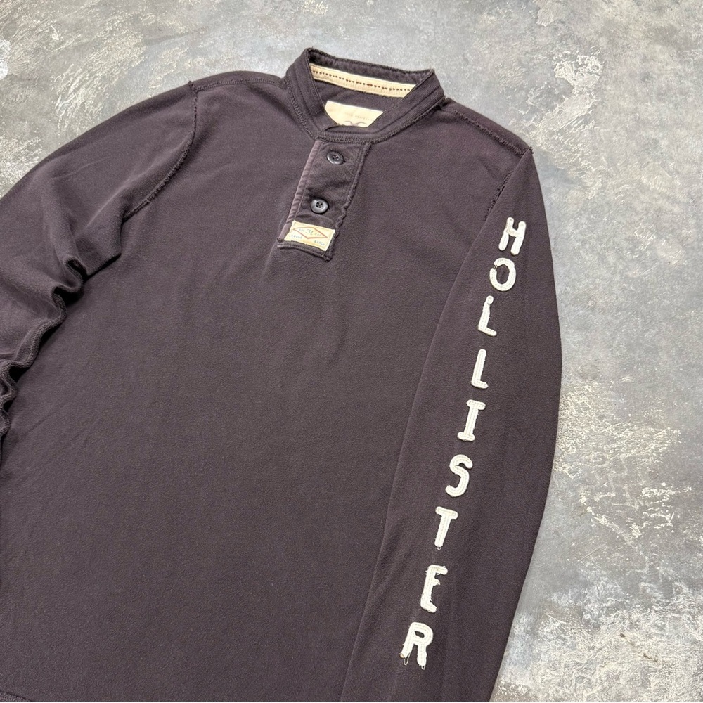 Vintage Hollister Y2K Henley Long Sleeve Logo Shirt